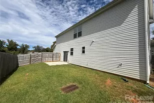 1009 Justice Ave, Charlotte, NC 28206 - Photo 17