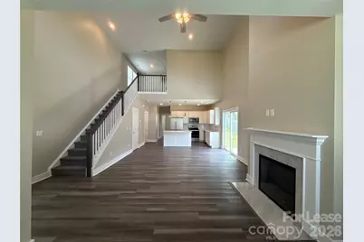 1009 Justice Avenue, Charlotte, NC 28206 - Photo 3
