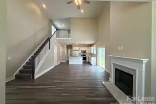 1009 Justice Ave, Charlotte, NC 28206 - Photo 3