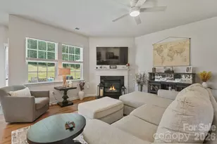 107 Hollywood Ct, Troutman, NC 28166 - Photo 9