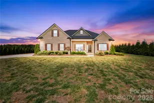 2107 Parrothead Dr, Monroe, NC 28110 - Photo 1