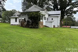 6144 Hudlow Rd, Union Mills, NC 28167 - Photo 19