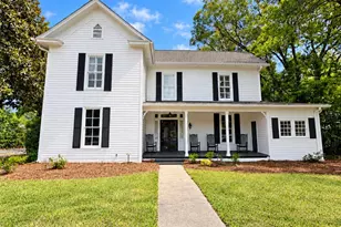 500 John St, Matthews, NC 28105 - Photo 1