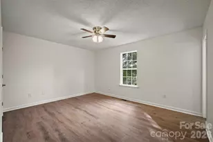 37 Laurel St, Granite Falls, NC 28630 - Photo 17