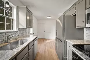 37 Laurel St, Granite Falls, NC 28630 - Photo 5