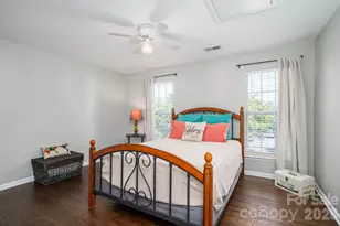 7904 Mariners Pointe Cir, Denver, NC 28037 - Photo 17