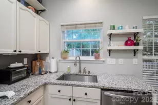 7904 Mariners Pointe Cir, Denver, NC 28037 - Photo 7