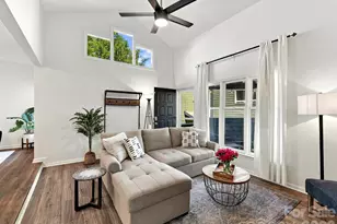423 W 8th St, Charlotte, NC 28202 - Photo 9