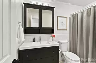 423 W 8th St, Charlotte, NC 28202 - Photo 7