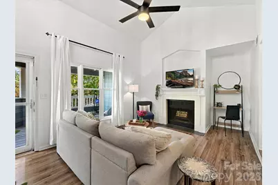 423 W 8th Street #78, Charlotte, NC 28202 - Photo 5