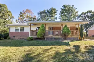 13 Looking Glass Ln, Asheville, NC 28805 - Photo 1