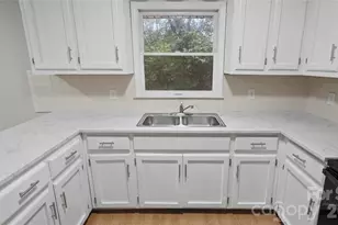 3050 Bridgewater Rd, Rock Hill, SC 29730 - Photo 13