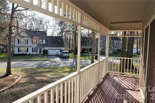 2308 Heathershire Ln, Matthews, NC 28105 - Photo 3