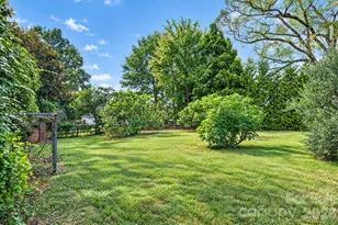 11528 Essex Fells Dr, Charlotte, NC 28277 - Photo 37