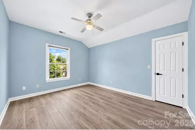 11528 Essex Fells Drive, Charlotte, NC 28277 - Photo 29