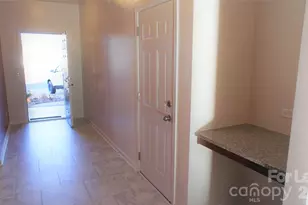 1504 Chilford Ct, Charlotte, NC 28213 - Photo 3