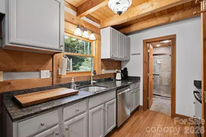 404 Old Bristol Road, Boone, NC 28607 - Photo 31