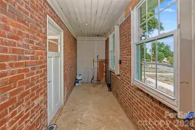 517 N Carolina Avenue, Statesville, NC 28677 - Photo 15