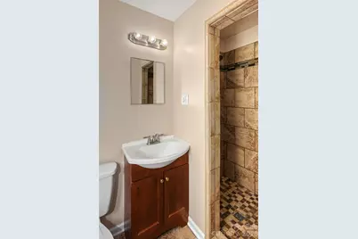 517 N Carolina Avenue, Statesville, NC 28677 - Photo 13