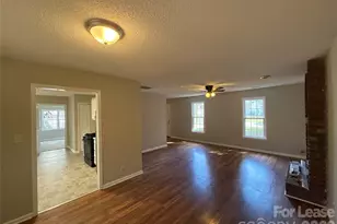 3505 Fortis Ln, Matthews, NC 28105 - Photo 5