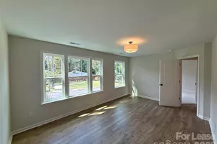 3306 Campbell St, Charlotte, NC 28205 - Photo 11