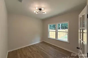 3306 Campbell St, Charlotte, NC 28205 - Photo 9