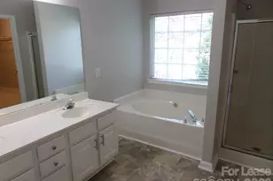 2220 Waters Trail Dr, Charlotte, NC 28216 - Photo 7