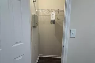 10281 University Park Ln, Charlotte, NC 28213 - Photo 11