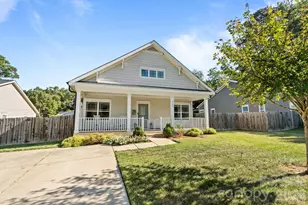 5309 Tarrywood Ln, Charlotte, NC 28205 - Photo 1