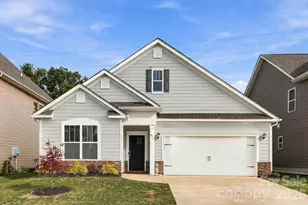 451 Fox Cove Cove, Hendersonville, NC 28792 - Photo 1