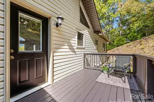 1090 Maple Spgs Dr, Waynesville, NC 28785 - Photo 37