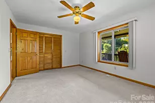 1090 Maple Spgs Dr, Waynesville, NC 28785 - Photo 23