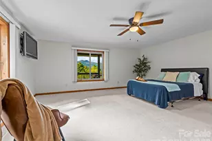 1090 Maple Spgs Dr, Waynesville, NC 28785 - Photo 17