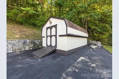 1090 Maple Springs Drive, Waynesville, NC 28785 - Photo 41