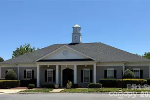 1063 Triece Ln, Charlotte, NC 28215 - Photo 3