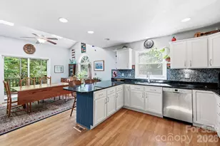 266 Independence Blvd, Asheville, NC 28805 - Photo 11