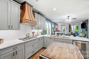 2004 Folkstone Ln, Lancaster, SC 29720 - Photo 5