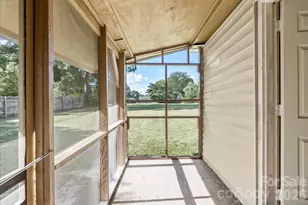 1313 Carolina Ave, Roanoke Rapids, NC 27870 - Photo 27