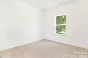 5536 Howard St, Charlotte, NC 28269 - Photo 11