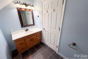 4412 Lazy Dr, Charlotte, NC 28215 - Photo 21