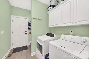 8705 Dartmoor Pl, Charlotte, NC 28227 - Photo 21