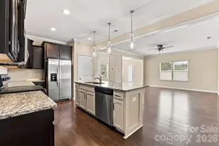 447 Tayberry Ln, Fort Mill, SC 29715 - Photo 3