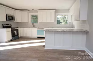 1733 Rhyne Carter Rd, Gastonia, NC 28054 - Photo 3