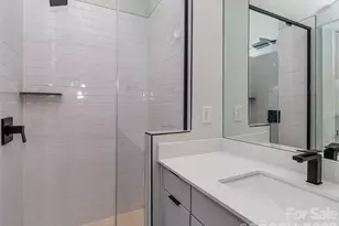 1212 Minter Pl, Charlotte, NC 28203 - Photo 25