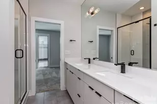 1212 Minter Pl, Charlotte, NC 28203 - Photo 15
