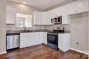 11757 Fiddlers Roof Ln, Charlotte, NC 28277 - Photo 7