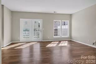 11757 Fiddlers Roof Ln, Charlotte, NC 28277 - Photo 5