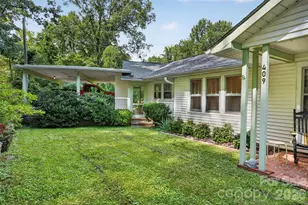 409 Lockhart Rd, Tryon, NC 28782 - Photo 5