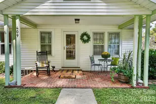 409 Lockhart Rd, Tryon, NC 28782 - Photo 7