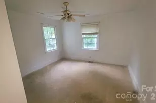 910 W Mauney Ave, Gastonia, NC 28052 - Photo 13